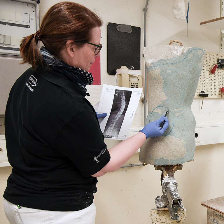 Fertigung einer individuellen Korsettversorgung