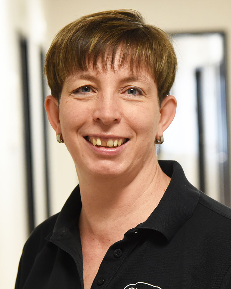 Ansprechpartnerin Silvia Heinzelmann