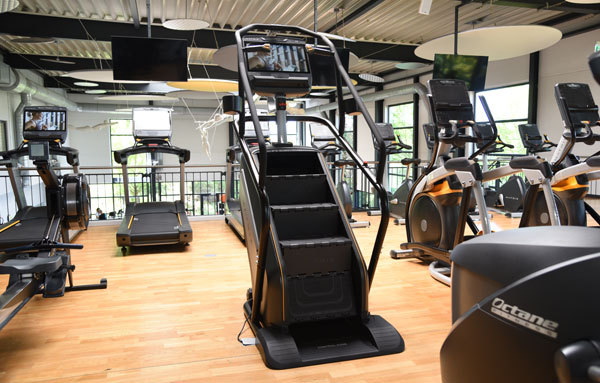 Matrix-Fitnessgeräte im Medical-Fitness